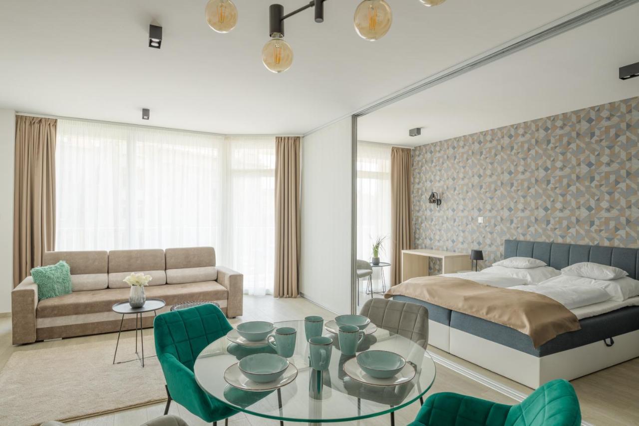 Parizs Garden Apartments 德布勒森 外观 照片