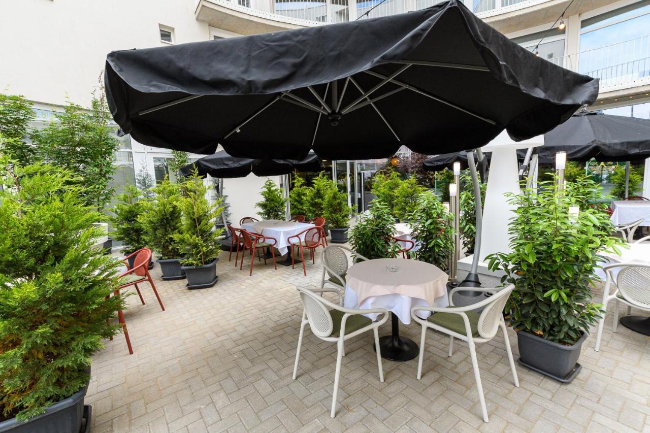 Parizs Garden Apartments 德布勒森 外观 照片