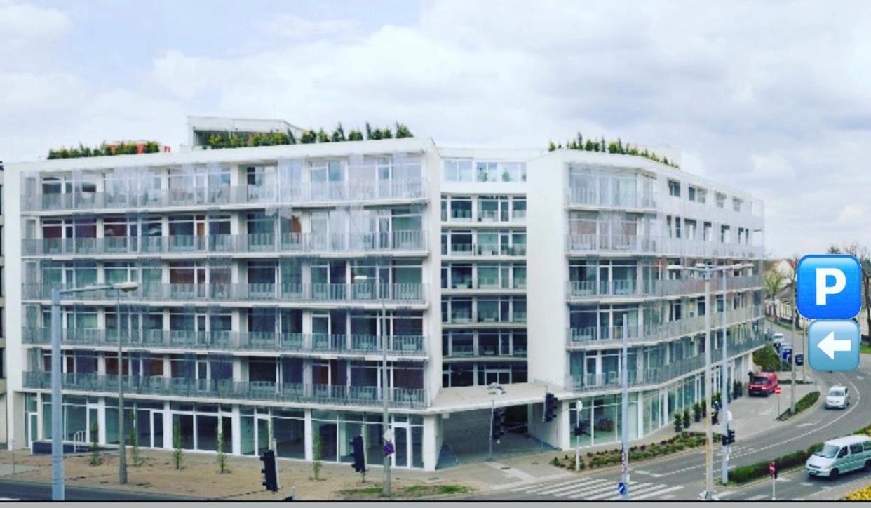 Parizs Garden Apartments 德布勒森 外观 照片