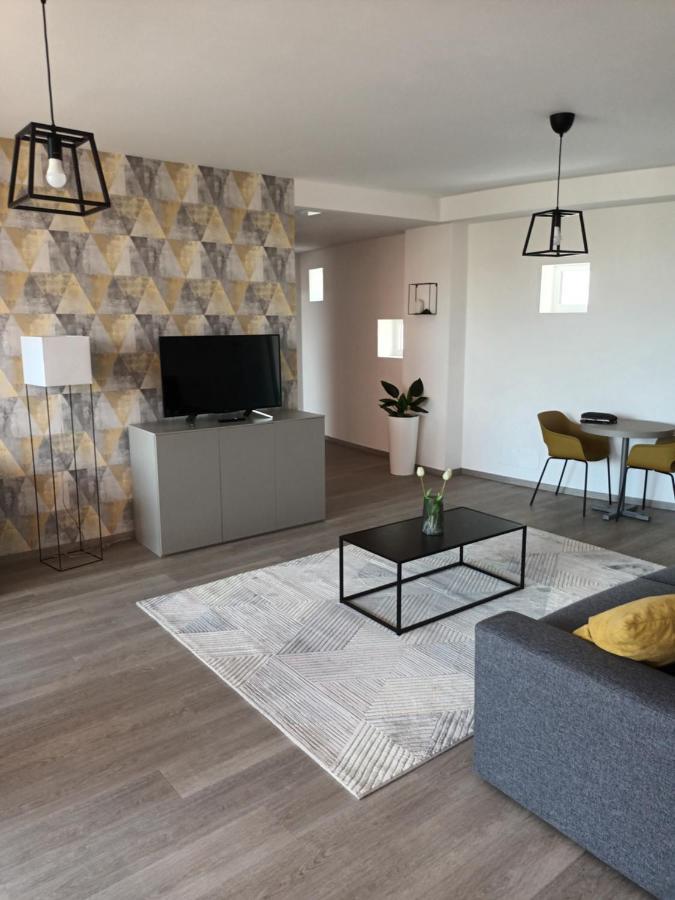 Parizs Garden Apartments 德布勒森 外观 照片
